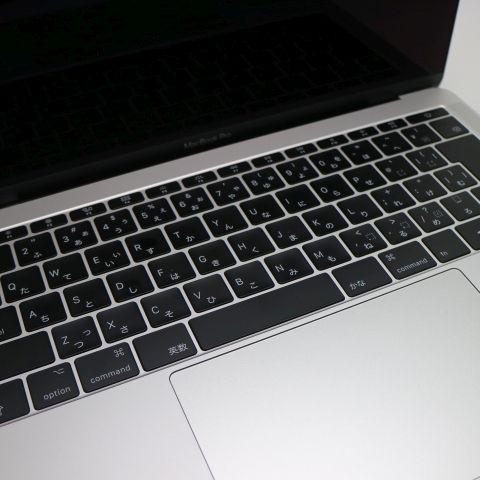 超美品 MacBook Pro 2017 13インチ 第7世代 Core i5 8GB SSD 128GB