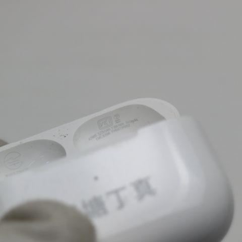 美品 AirPods Pro 第2世代 USB-C ホワイト イヤホン APPLE 即日発送