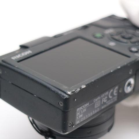 美品 Caplio GX100 ブラック 即日発送 RICOH デジカメ デジタルカメラ