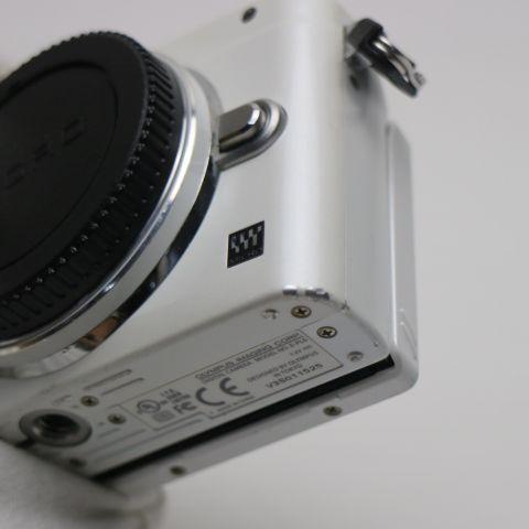 中古 E-PL6 OLYMPUS PEN Lite ホワイト 即日発送 ミラーレス一眼 本体