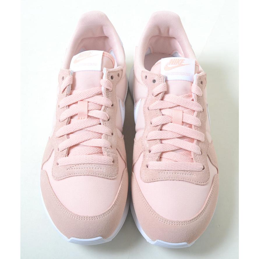 Nike Wmns Internationalist ナイキ ウィメンズ インターナショナリスト サーモンピンク レディース スニーカー 8407 619 8407 619 Honey 通販 Yahoo ショッピング