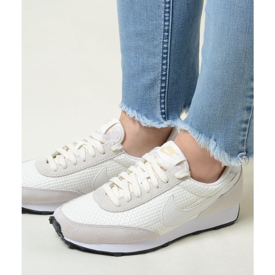 W NIKE DBREAK SE ウィメンズ ナイキ デイブレイク SE ホワイト
