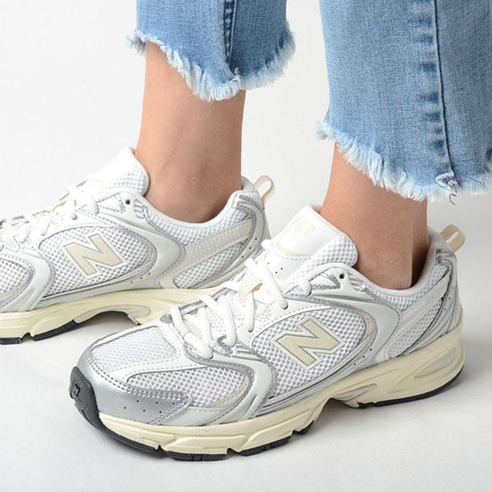 【新品未使用】New Balance U530 ホワイト&オリーブスニーカー 新品未使用】New Balance U530 ホワイト&オリーブスニーカー