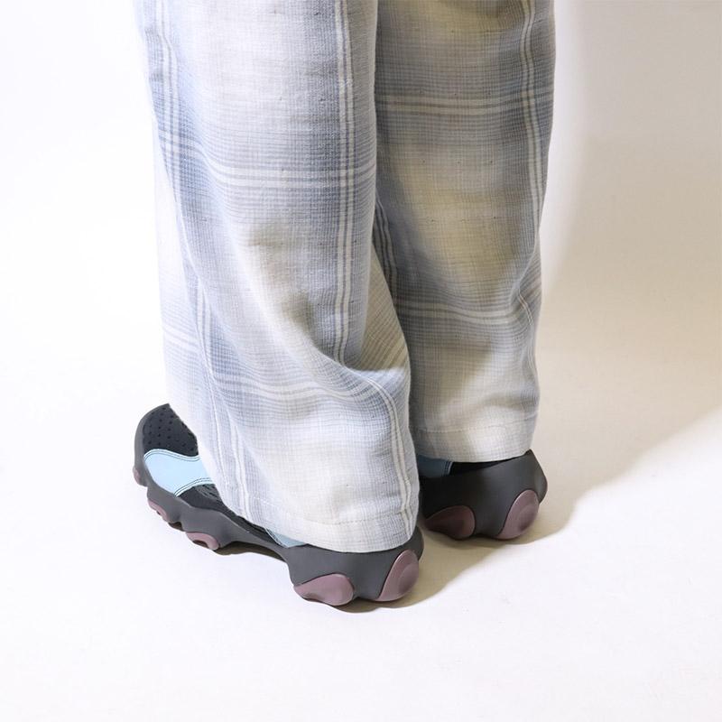 BRAIN DEAD ブレインデッド Oakleyコラボスニーカー メンズ シューズ 靴 26-27.5cm ブルー/青 OAKLEY FACTORY TEAM OSTRICH FLESH SANDAL -STONE BLUE/BLACK-｜ecoandstyle｜08