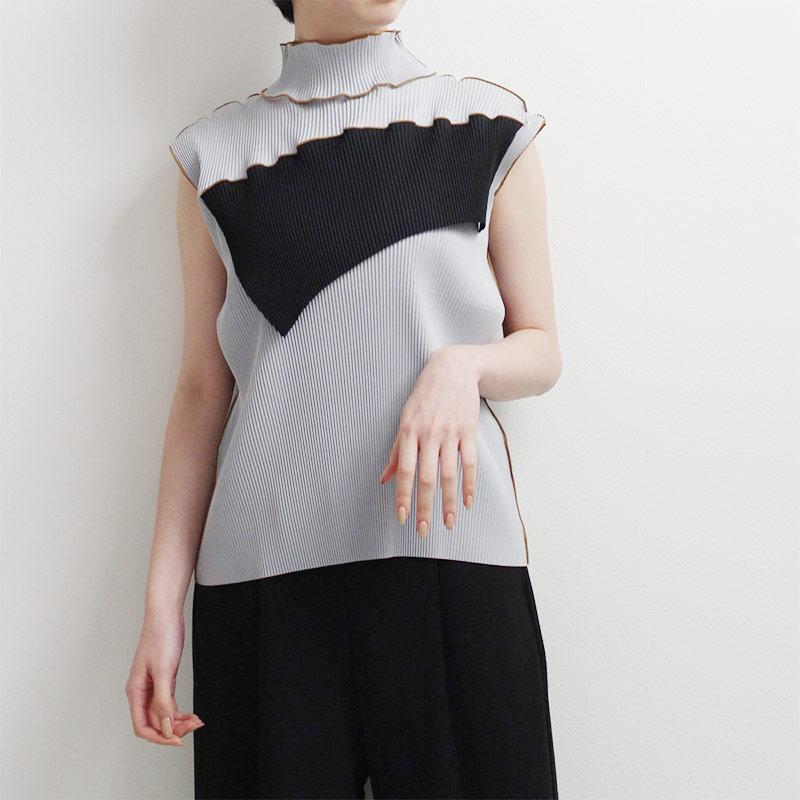 コトハヨコザワ kotohayokozawa ノースリーブハイネックトップス