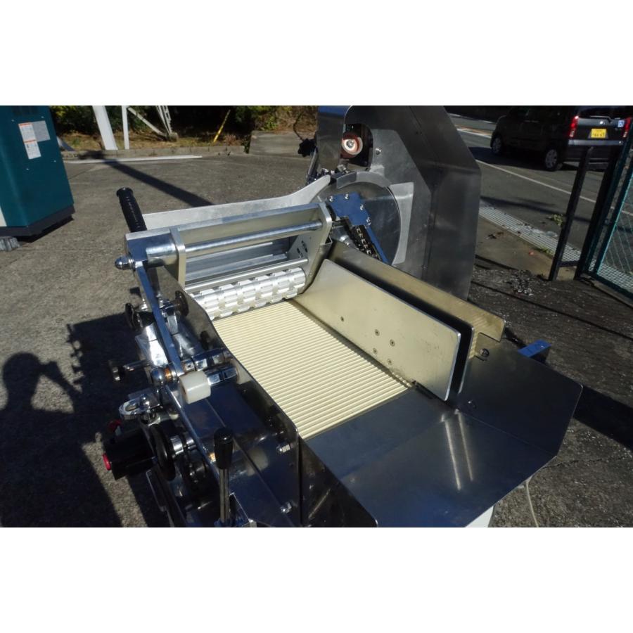 南常鉄工 ミートスライサー NHZ-C330 コンベア付 なんつね 食肉 南常鉄工 ミートスライサー NHZ-C330 コンベア付 なんつね 食肉