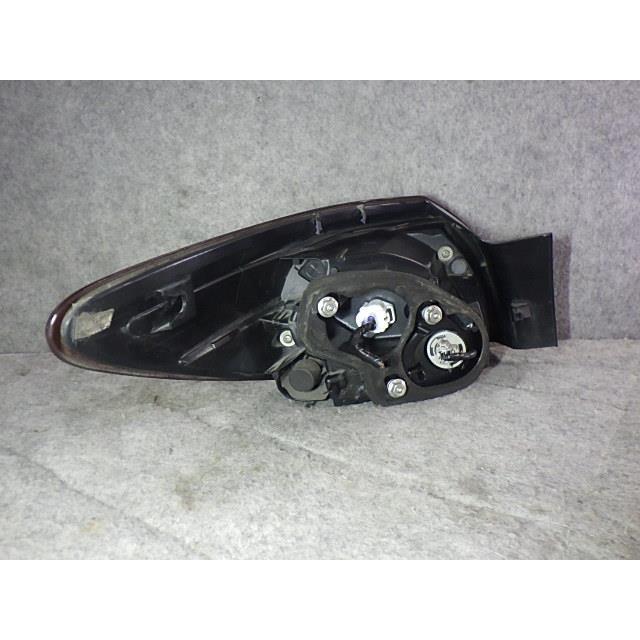 アテンザ アテンザ LDA-GJ2FW 右テールランプ GHP9-51-150A