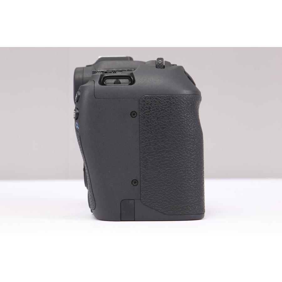 [極美品｜シャッター数 3000回以下] Canon EOS RP ボディ ブラック [バッテリー劣化なし]の画像