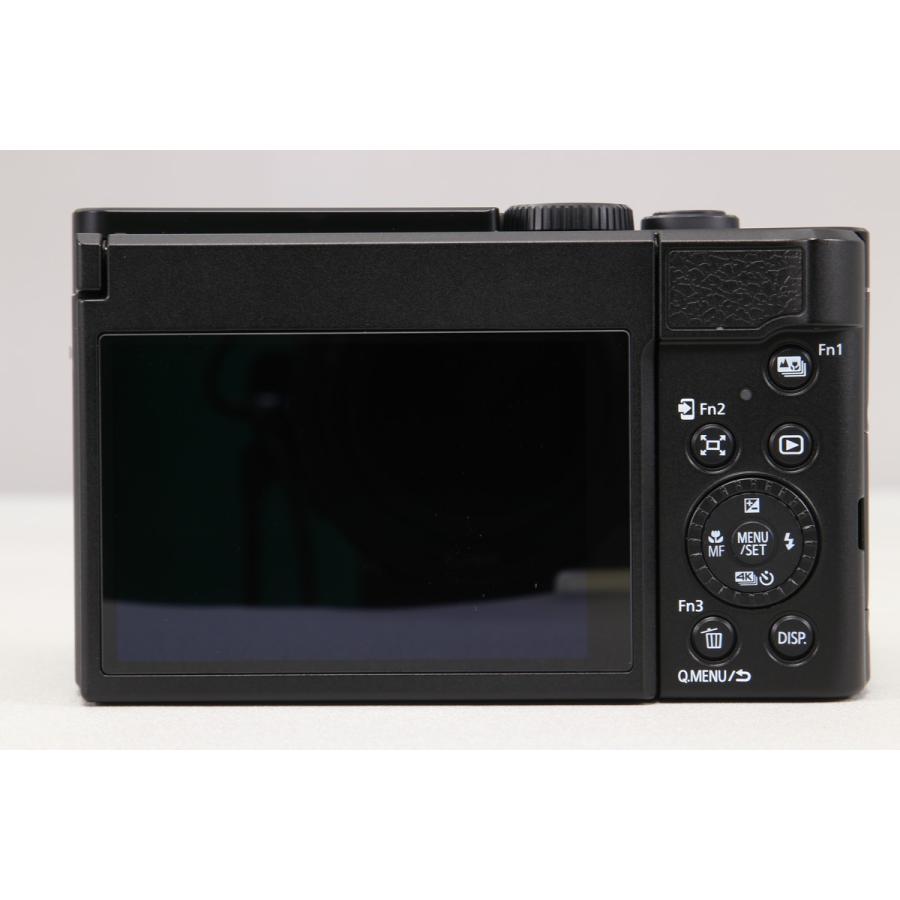 Panasonic LUMIX DC-TZ99 保証書 バッテリー2個と充電器付 Panasonic LUMIX DC-TZ99 保証書 バッテリー2個と充電器付