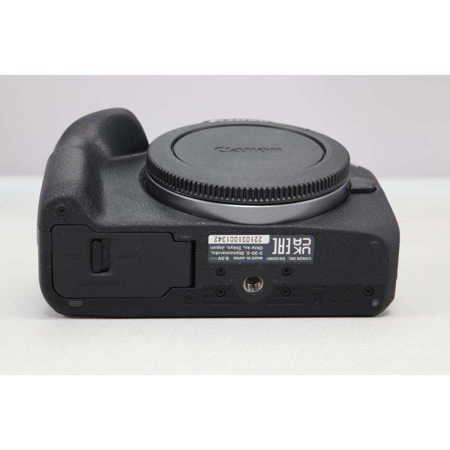 [極美品｜メーカー保証 残あり] Canon EOS R100 RF-S18-45 IS STM レンズキット [シャッター数 2000回以下]の画像