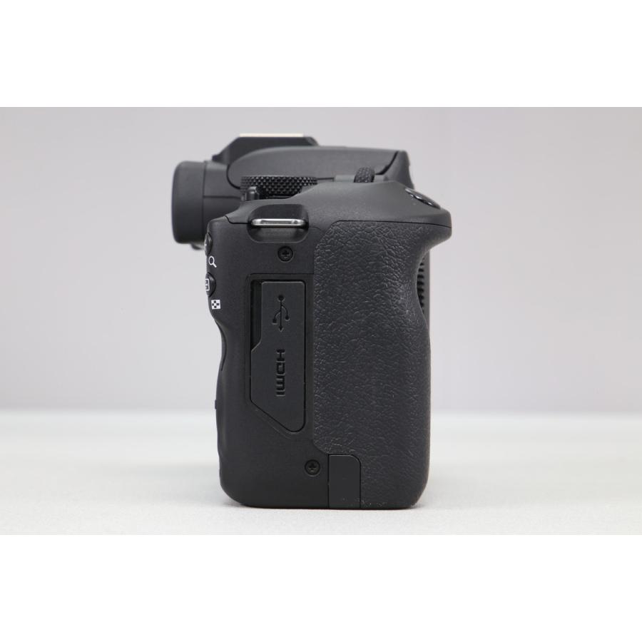 [極美品｜メーカー保証 残あり] Canon EOS R100 RF-S18-45 IS STM レンズキット [シャッター数 2000回以下]の画像