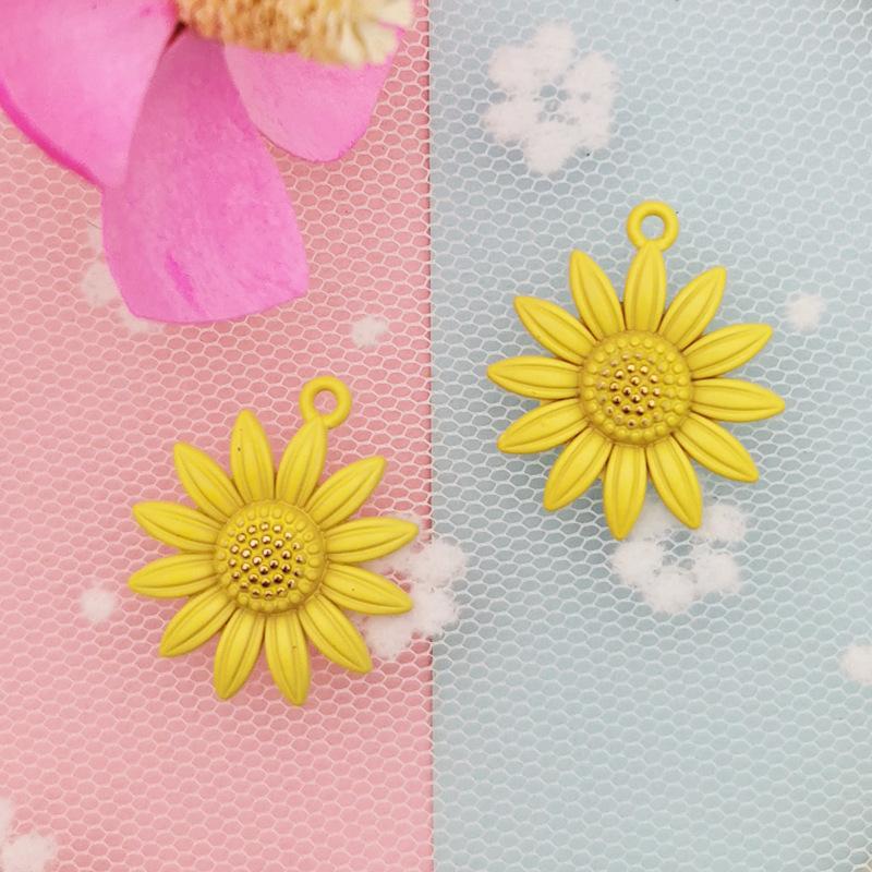 ひまわり 向日葵 イニシャル チャーム 金具 バッグチャーム 