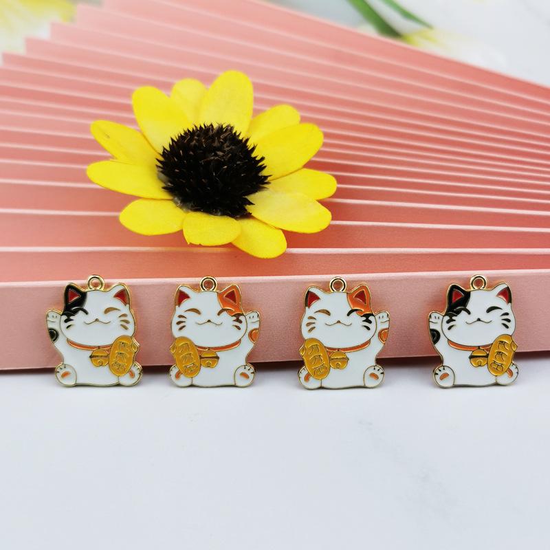 人気上昇中 即納 招き猫 イニシャル チャーム パーツ 金具 ピアス アクセサリー ゴールド カン付 Diy材料 手作素材 1ペア 2ケ 21 27mm Umb Digital