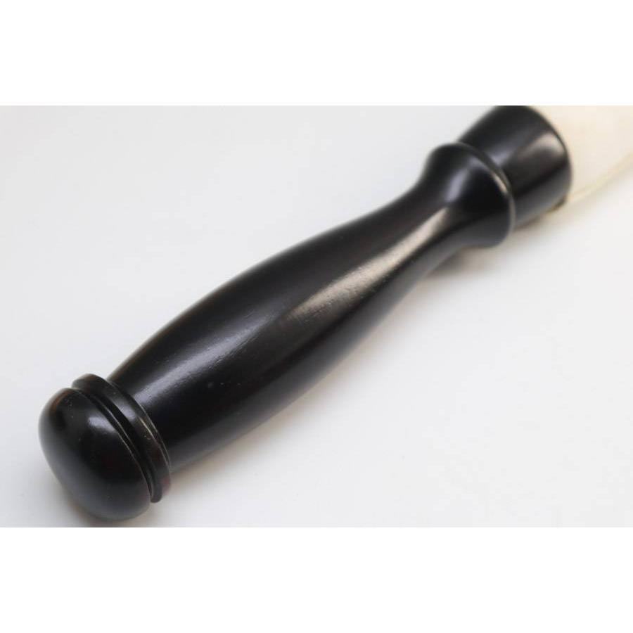 りん棒 13号 木製革巻き 白鹿皮金撥 (長さ40cm/直径4.5cm りん棒 13号 木製革巻き 白鹿皮金撥 (長さ40cm/直径4.5cm