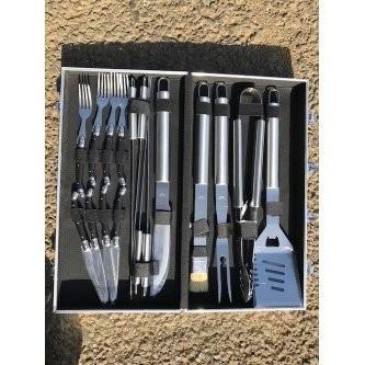 BBQ調理器具セット　バーベキュー　17点セット　バーベキューセット 　最新型　　持ち運びやすい　アタッシュケース　新品　 |  | 03