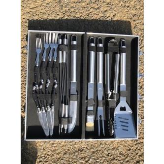 最新型　BBQ調理器具セット　バーベキュー　17点セット　バーベキューセット 　まとめ買い　持ち運びやすい　アタッシュケース　新品　ｙ |  | 04