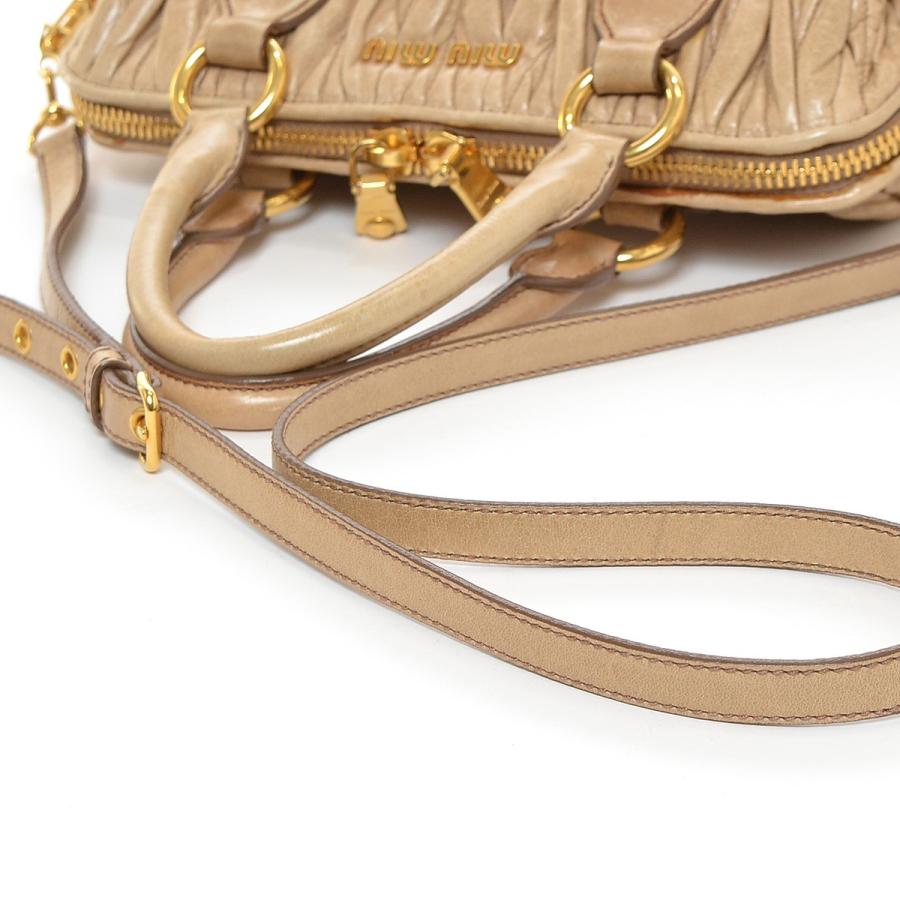 miu miu（ミュウミュウ） 2WAYショルダーバッグ マテラッセ レザー