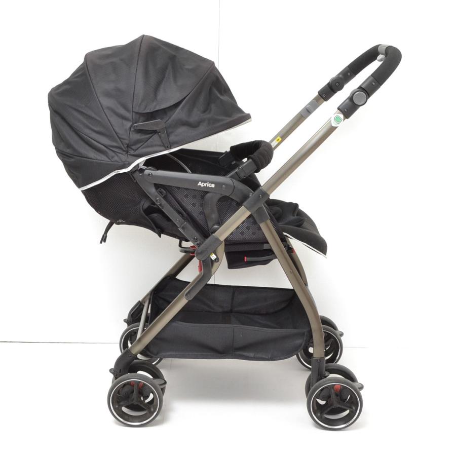 アップリカ　オプティアAB  2011696 クラシックブラック オプティア クッション プレミアム AB | ベビーカー