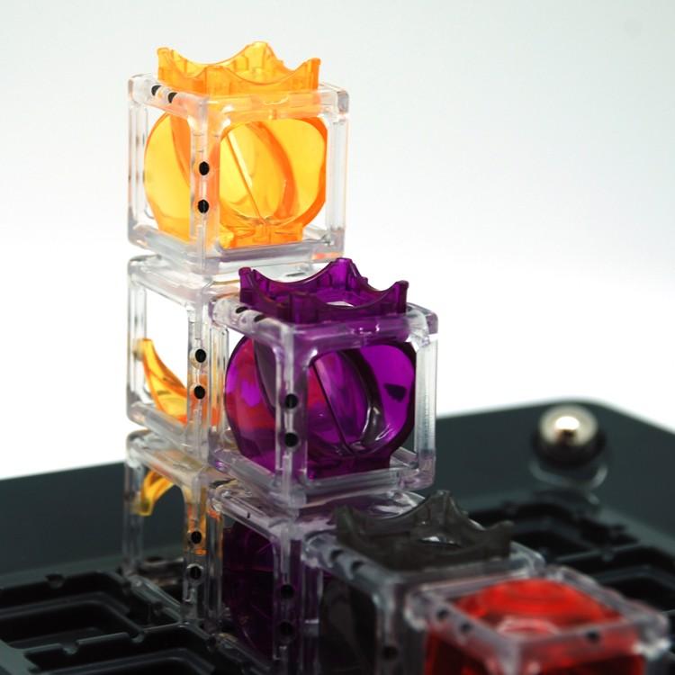 グラビティ・メイズ 子供 GRAVITY MAZE ThinkFun シンクファン 知育