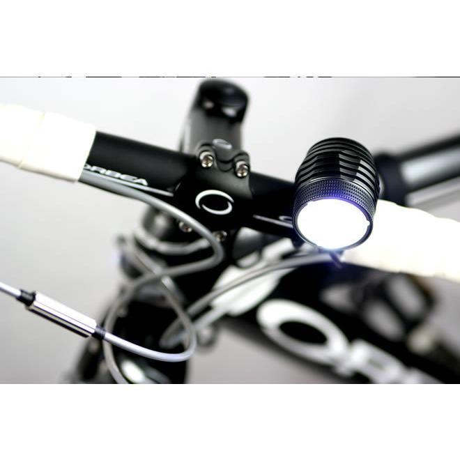 自転車 ライト 1000 ルーメン