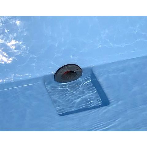 【値下げ⭕️】 FRP水槽　鑑賞用　足湯　露天風呂　500リットル　180cm×80cm×40ｃｍ 西濃運輸営業所止め 【MY9138438448】(32108円)