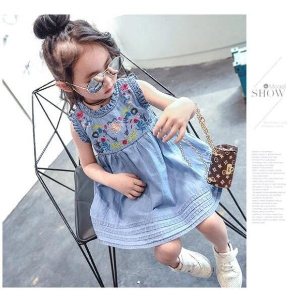 デニムワンピース 子供服 デニム 女の子 花刺繍 夏 ノースリーブ おしゃれ 可愛い キッズワンピース 子ども用 ジュニア 韓国風 カジュアル きれいめ Lv Lyq 0616z4 Ecology Plus 通販 Yahoo ショッピング