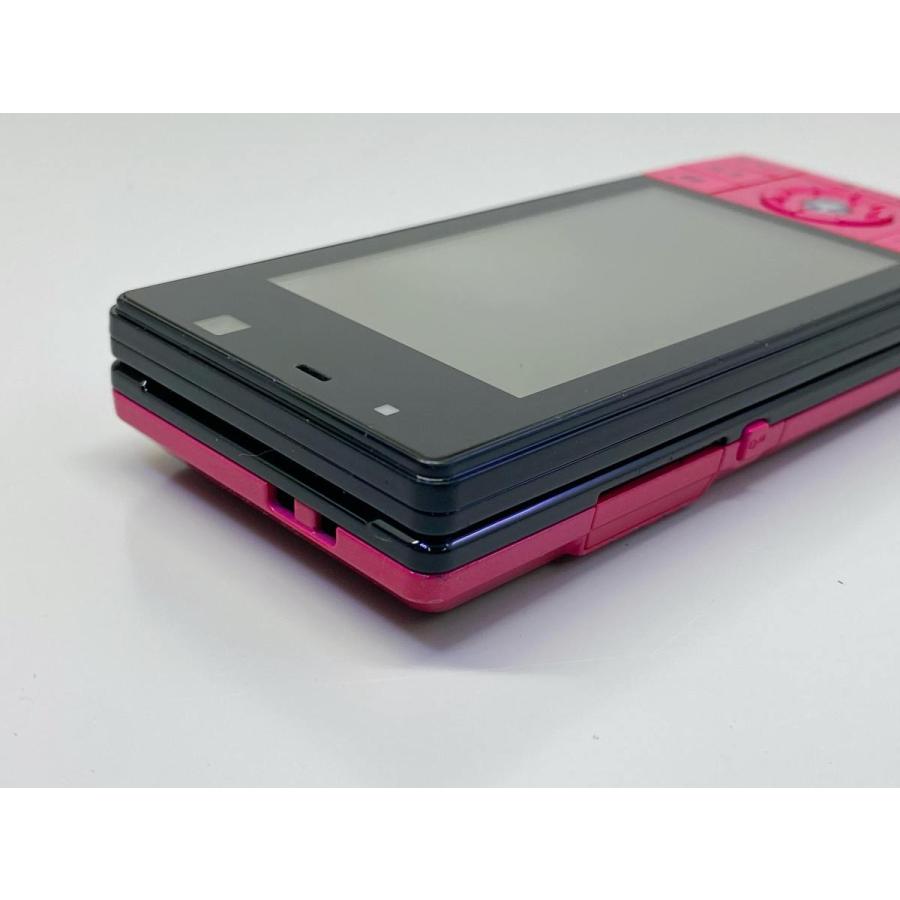 富士通（FUJITSU） docomo F-04C 小悪魔PINK ピンク 白ロム スライド