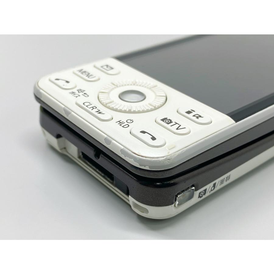 Panasonic（パナソニック） docomo P-08A アイボリーホワイト 白