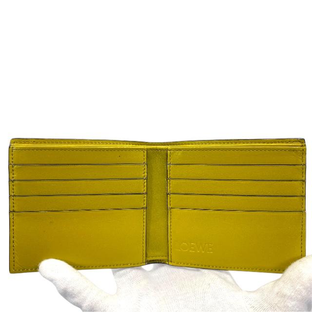 LOEWE(ロエベ) 札入れ美品  シグネチャー バイフォールド コンパクトウォレット イエロー×カーキ レザー LOEWE（ロエベ） 財布 二つ折り財布 折財布 シグネチャー バイ