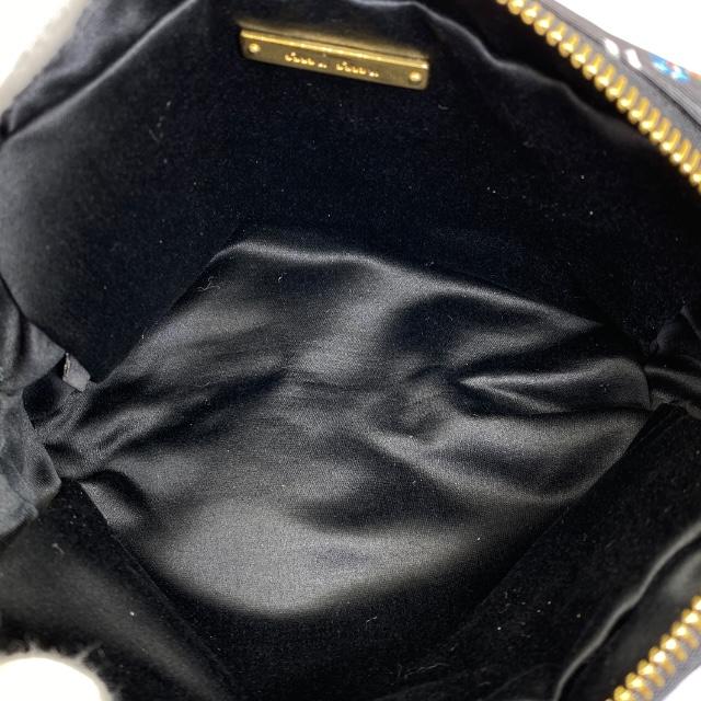 miu miu 立体編み込みデザイン ポーチ miu miu（ミュウミュウ） クラッチバッグ/ポーチ マテラッセ