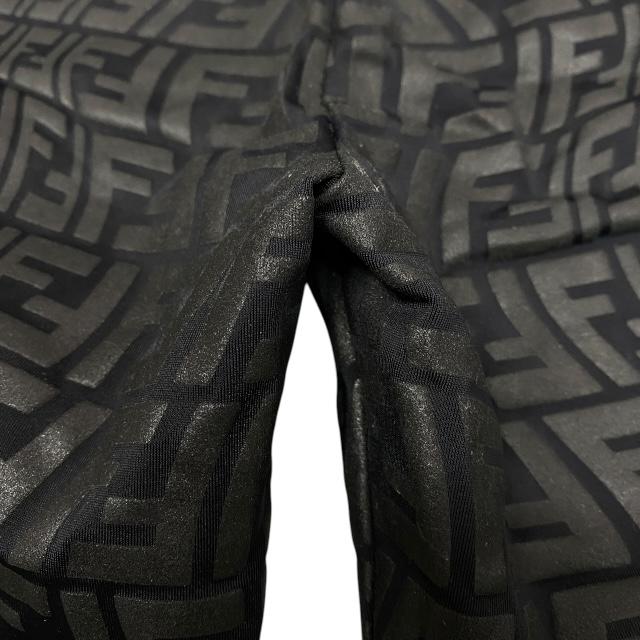 FENDI フレアパンツ 34インチ ロゴパターン FENDI フレアパンツ 34インチ ロゴパターン（2025年最新】FENDI