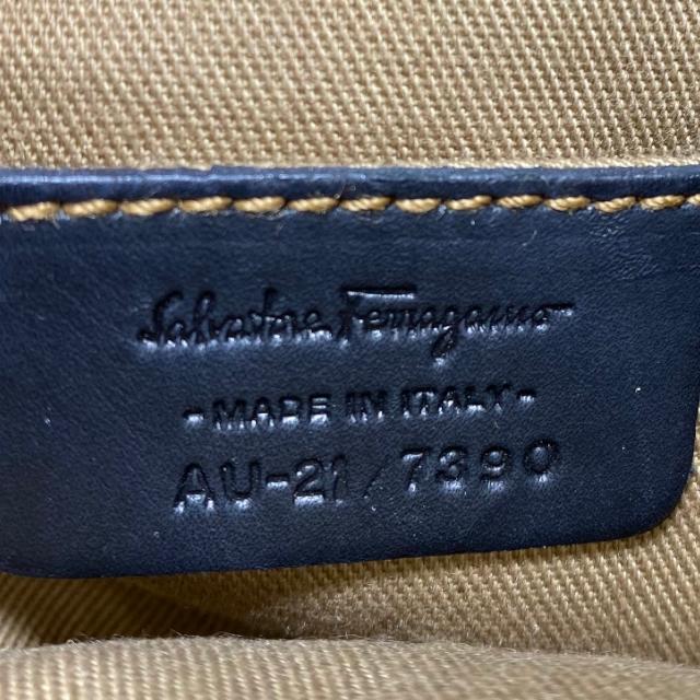 Salvatore Ferragamo フェラガモ AU-21 7390 ショルダーバッグ  