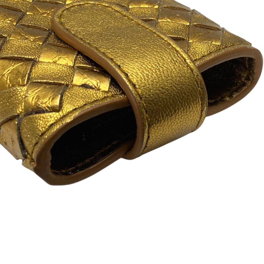 BOTTEGA VENETA（ボッテガ・ヴェネタ） イントレチャート スマホケース