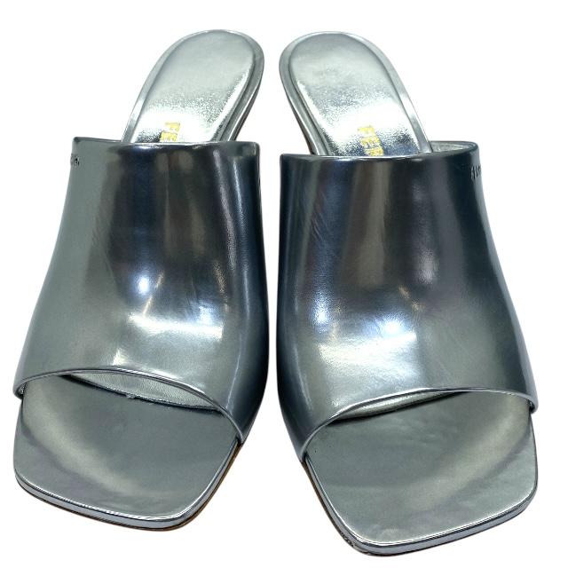 Ferragamo シルバーオープントゥウェッジヒール Ferragamo シルバーオープントゥウェッジヒール アウトレット