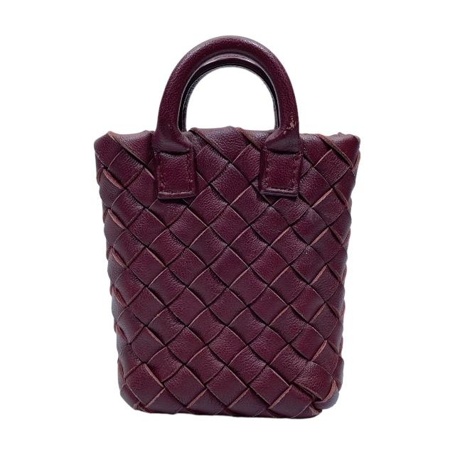 ボッテガヴェネタ　イントレチャート　キーホルダー　バッグチャーム BOTTEGA VENETA ボッテガヴェネタ キーホルダー イントレ