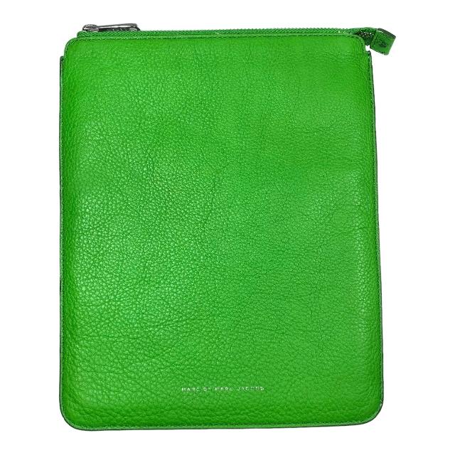 豊富な品 MARC JACOBS メタリッククラッチバッグ general-bond.co.jp
