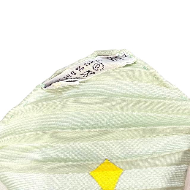 HERMES エルメス スカーフ プリーツカレ CHOCS EN PLUMES 羽飾りの激突