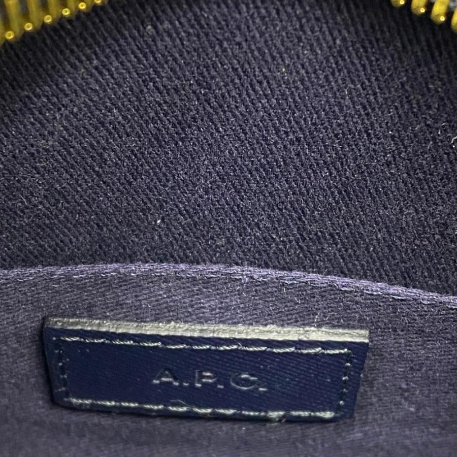 A.P.C.（アーペーセー） ハーフムーン ショルダーバッグ 肩掛け 斜め