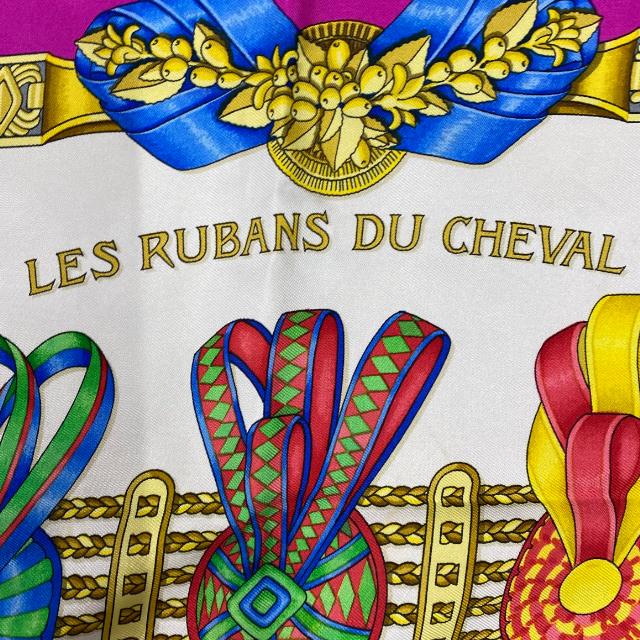 HERMES スカーフ 装飾品モチーフ 大判 HERMES スカーフ 装飾品モチーフ 大判