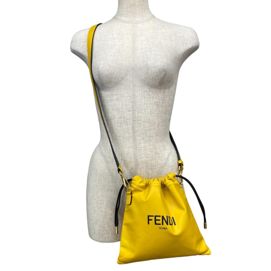 FENDI（フェンディ） サケット パックスリムクラッチ ショルダーバッグ