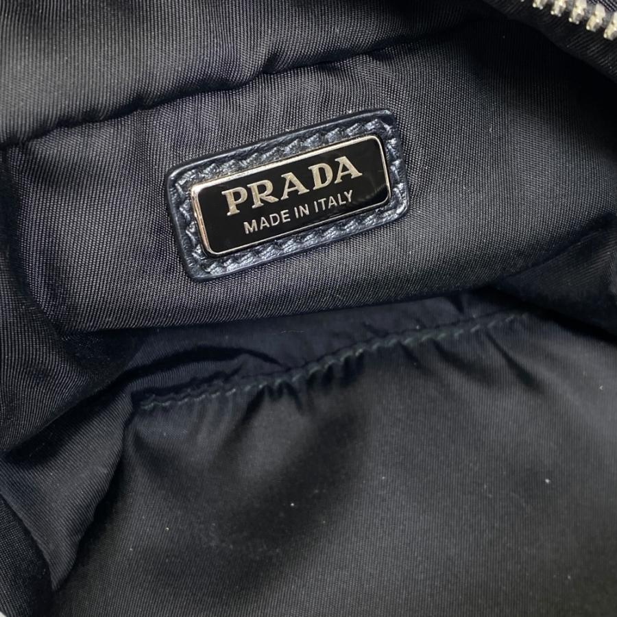 PRADA（プラダ） Re-Nylon リ ナイロン ポーチ トラベルポーチ