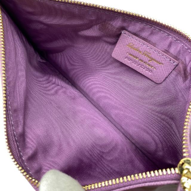 FERRAGAMO Salvatore Ferragamo フェラガモ 22C230 ガンチーニ
