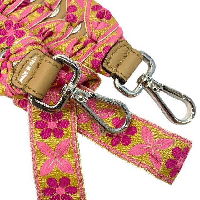 SALE FENDI ストラップユー　花モチーフ付きストラップ SALE FENDI ストラップユー 花モチーフ付きストラップ SALE FENDI