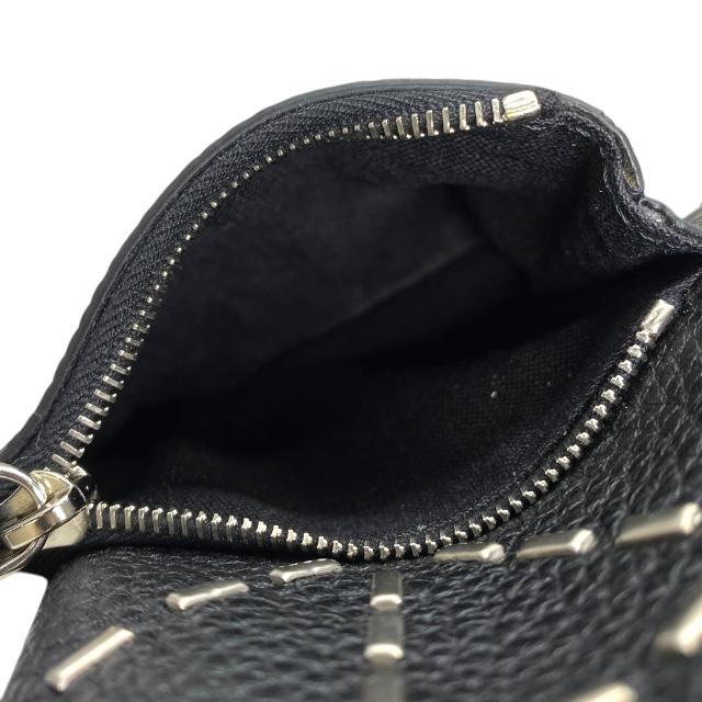 新品 FENDI フェンディ ファー ボーダー柄 バッグチャーム キーホルダー FENDI フェンディ 7AR471 チャーム キーホルダー バッグチャーム