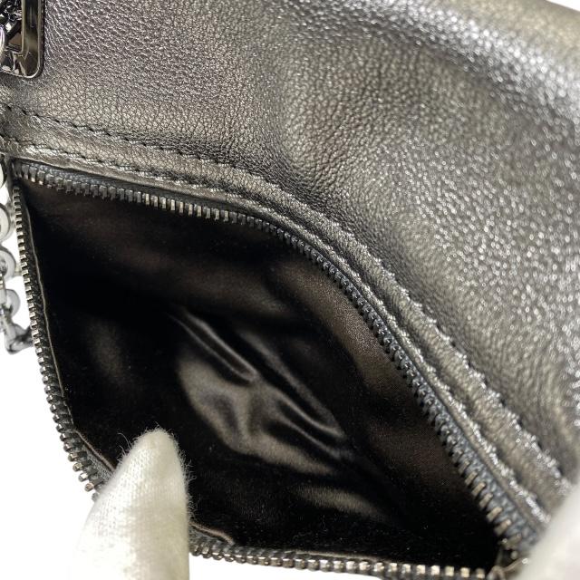 Roger Vivier（ロジェヴィヴィエ） ショルダーバッグ チェーンバッグ