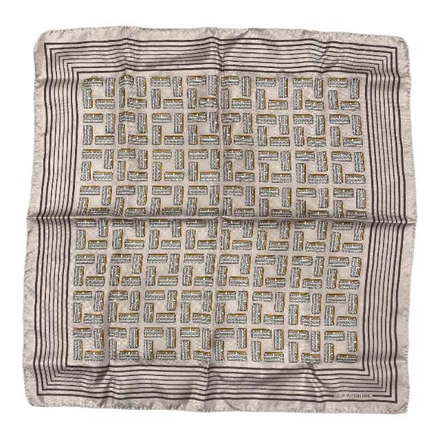LOUIS VUITTON ルイヴィトン スカーフ ハンカチ ロゴ トランク 