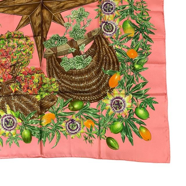 HERMES エルメス　スカーフ カレ90 パッションフラワー エルメス カレ90 PASSIFLORES パッションフラワー スカーフ