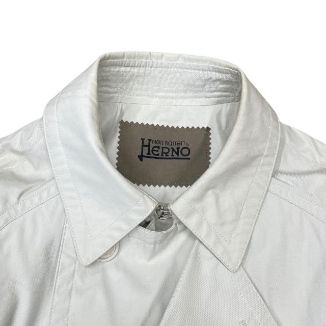 Herno 美品 ショートトレンチコート　グレージュMLサイズ トレンチコート コート 「WEB/一部店舗限定」撥水ショート