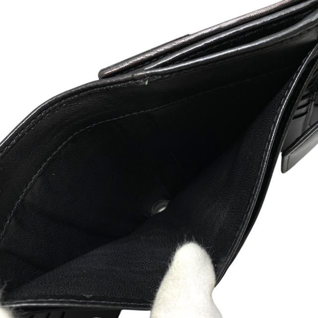 GUCCI 二つ折り財布 インターロッキング GG金具 パンチングレザー 黒 GUCCI 二つ折り財布 インターロッキング GG金具 パンチングレザー 黒