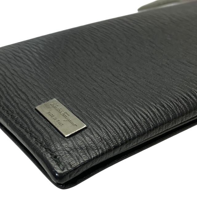 FERRAGAMO（フェラガモ） 【美品】Salvatore Ferragamo 長財布 財布 